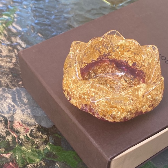 Gold Decorative Lotus Jewelry Dish /Candle Holder - Picture 5 of 14